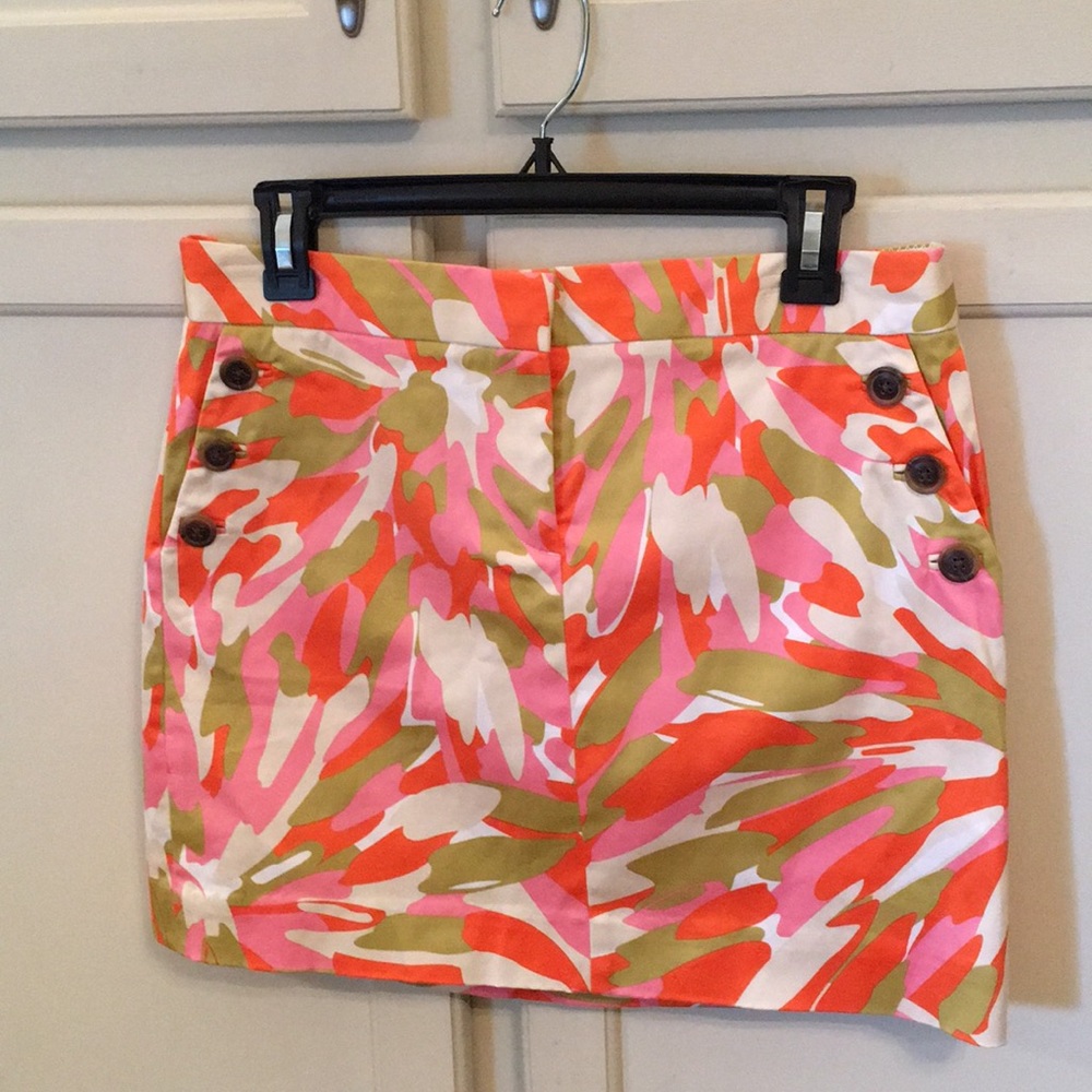 J.Crew Floral Skirt With Button Design Size 6
